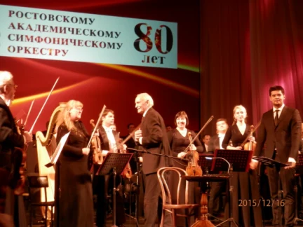 В. Лановой "В имени твоем эпоха "