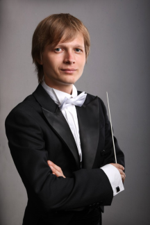 Выбран второй дирижер Ростовского академического симфонического оркестра