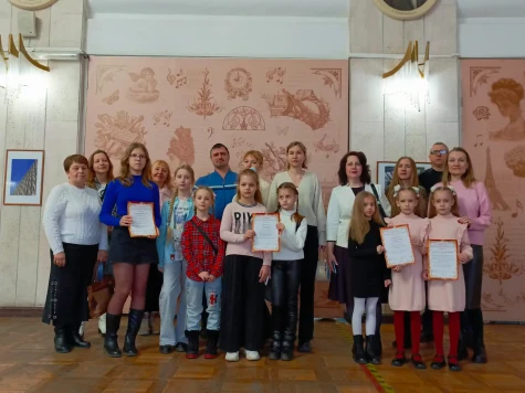 Поздравляем победителей в конкурсе новогодних рисунков!